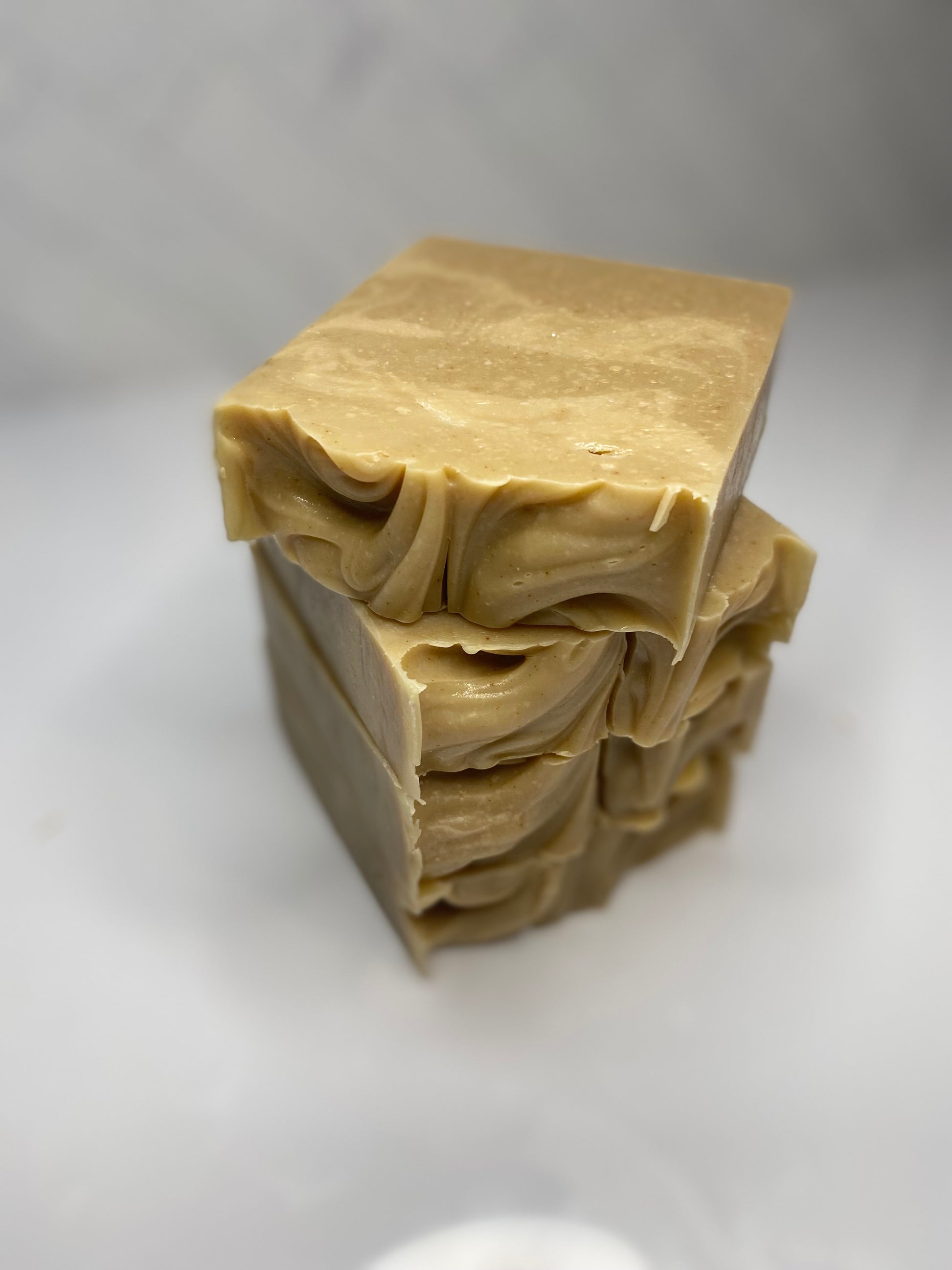 Oatmeal Milk + Honey Herbal Infused Body Bar ( Soap ) ALuxeBeauti